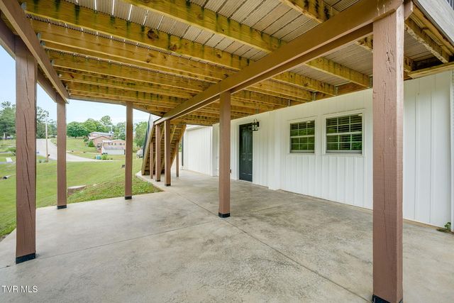 512 Meadowlark Drive, Greeneville, TN 37743