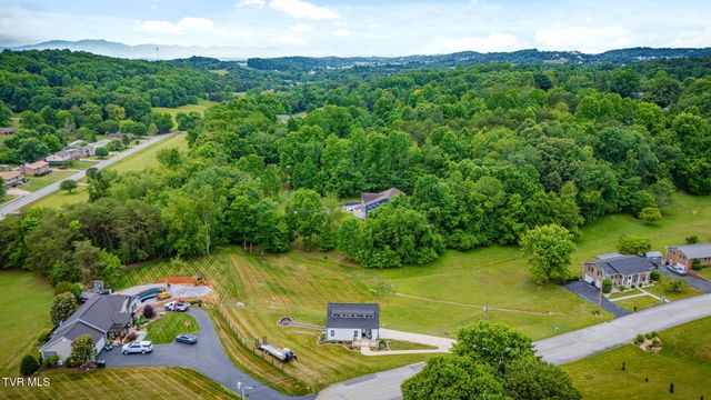 512 Meadowlark Drive, Greeneville, TN 37743