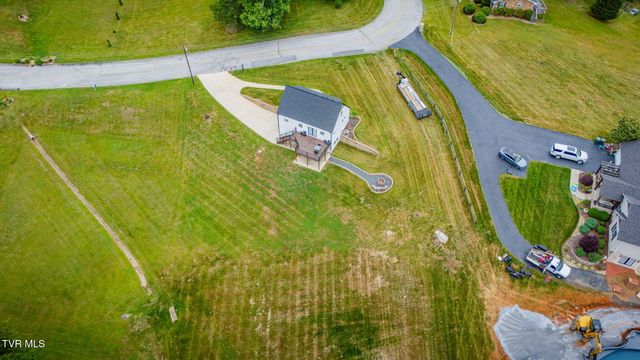 512 Meadowlark Drive, Greeneville, TN 37743