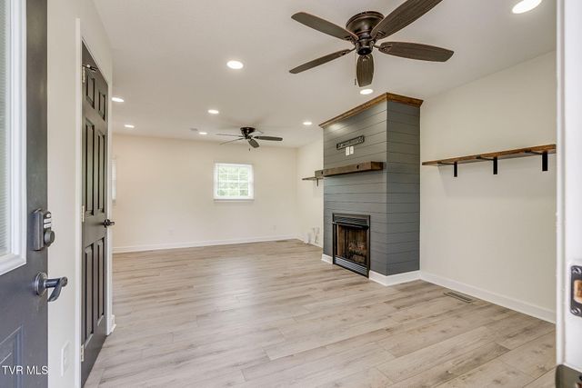 512 Meadowlark Drive, Greeneville, TN 37743