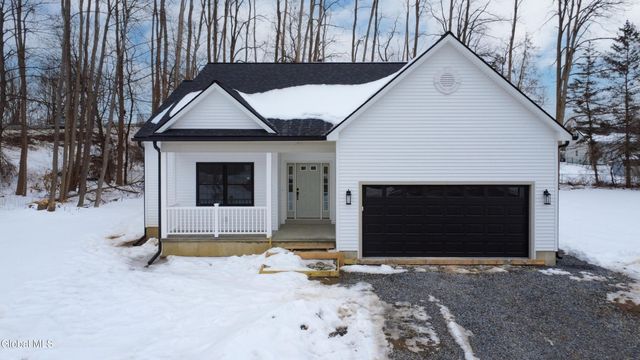 102 Anna Court, Rotterdam, NY 12306