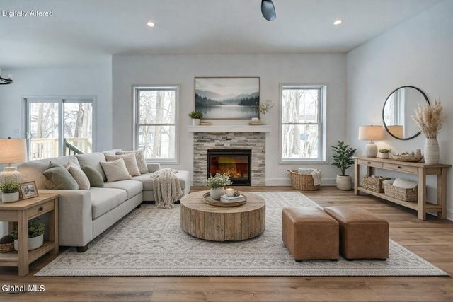 102 Anna Court, Rotterdam, NY 12306