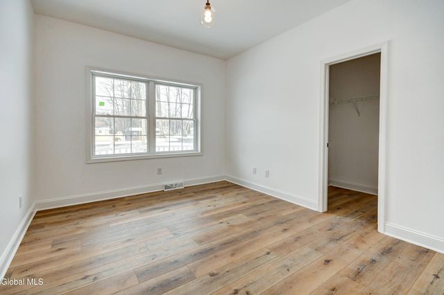 102 Anna Court, Rotterdam, NY 12306