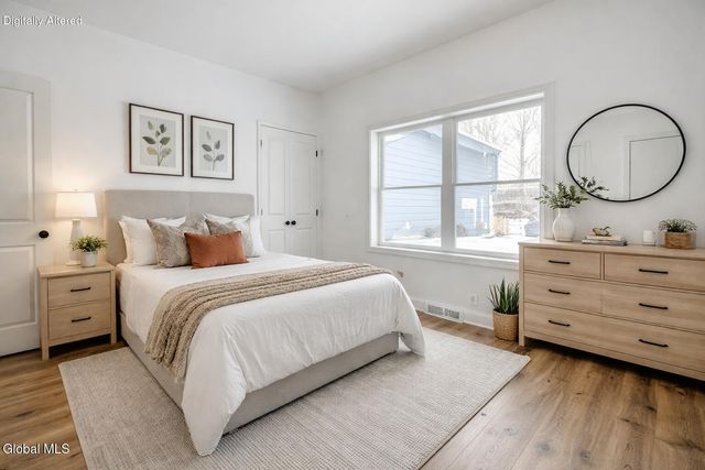 102 Anna Court, Rotterdam, NY 12306