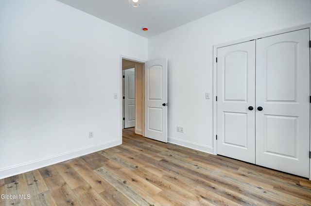 102 Anna Court, Rotterdam, NY 12306