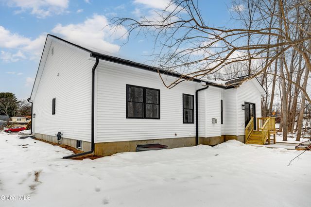 102 Anna Court, Rotterdam, NY 12306