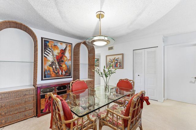 9283 Vista Del Lago, Boca Raton, FL 33428