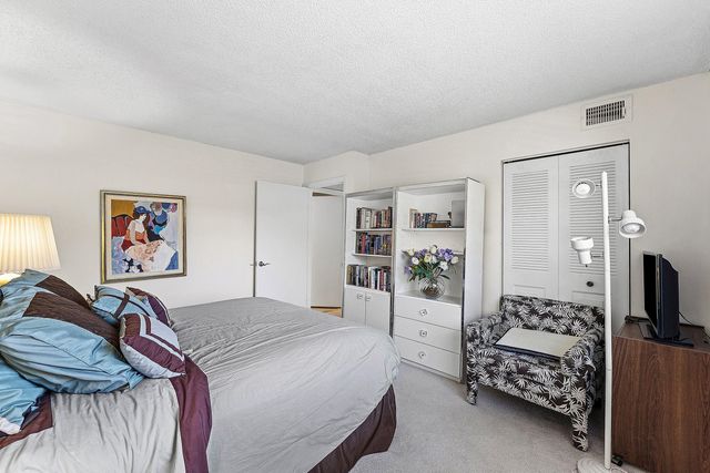 9283 Vista Del Lago, Boca Raton, FL 33428