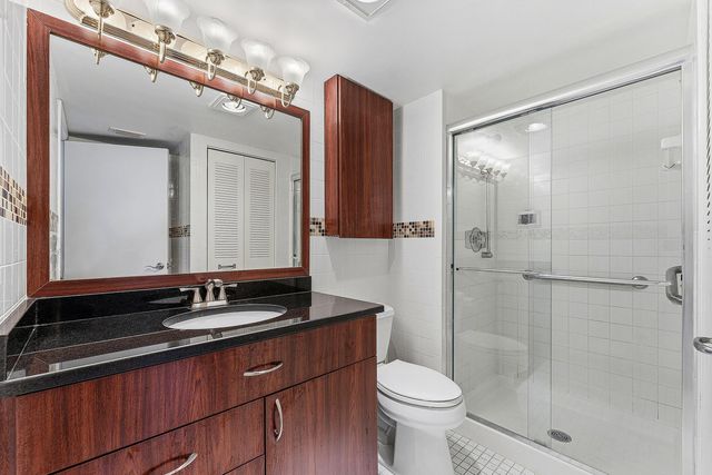 9283 Vista Del Lago, Boca Raton, FL 33428