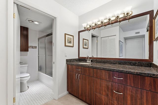 9283 Vista Del Lago, Boca Raton, FL 33428