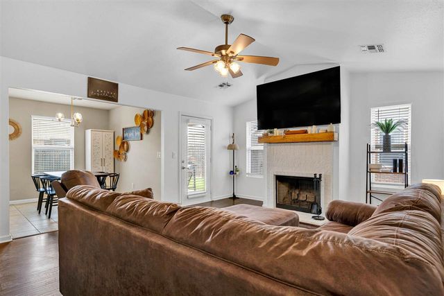 438 NW Granite Ave, Cache, OK 73527