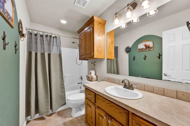 438 NW Granite Ave, Cache, OK 73527