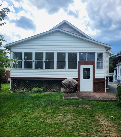 825 Hazel Street, Southport, NY 14904