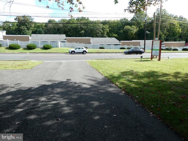 502 HADDONFIELD BERLIN RD, Voorhees, NJ 08043