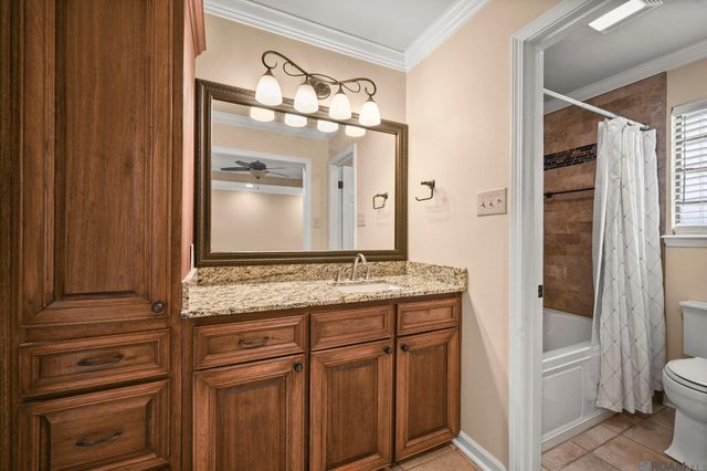 5348 Charing Way Ave, Baton Rouge, LA 70817