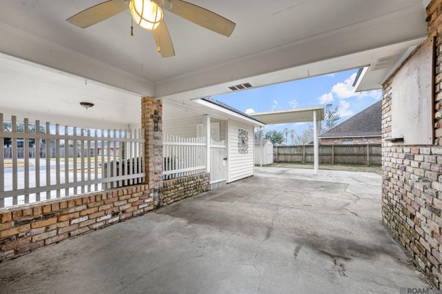 5348 Charing Way Ave, Baton Rouge, LA 70817