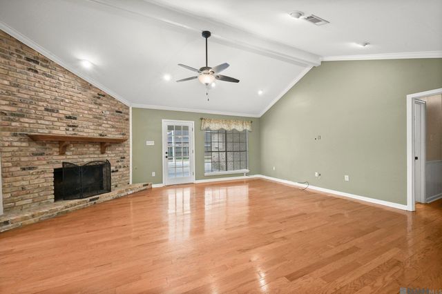 5348 Charing Way Ave, Baton Rouge, LA 70817