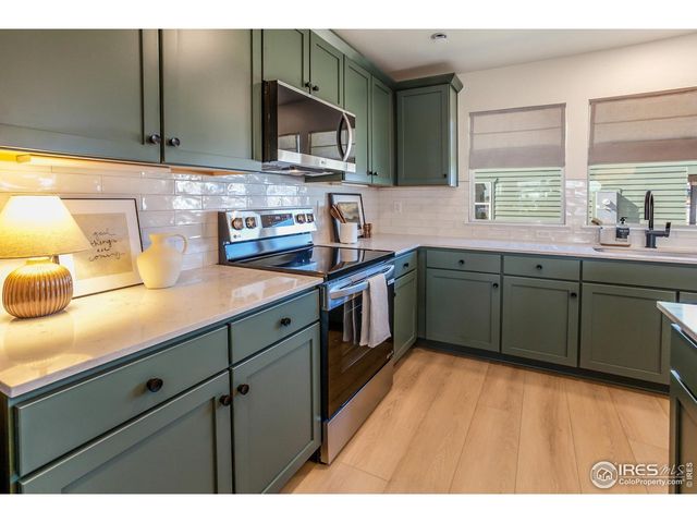 975 Trumpet Ln, Windsor, CO 80550