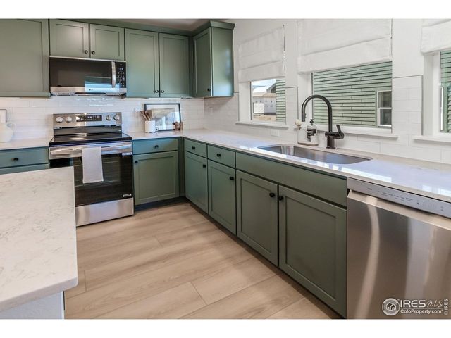 975 Trumpet Ln, Windsor, CO 80550