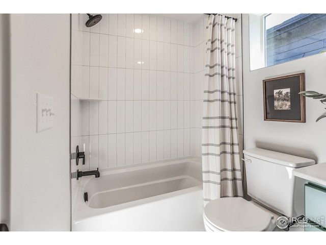 975 Trumpet Ln, Windsor, CO 80550