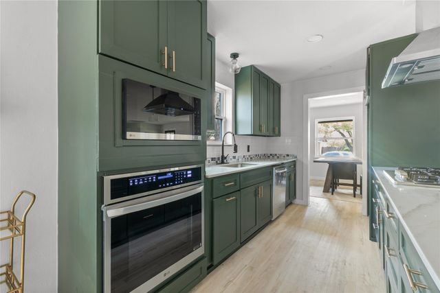 6211 Symphony Lane, Dallas, TX 75227