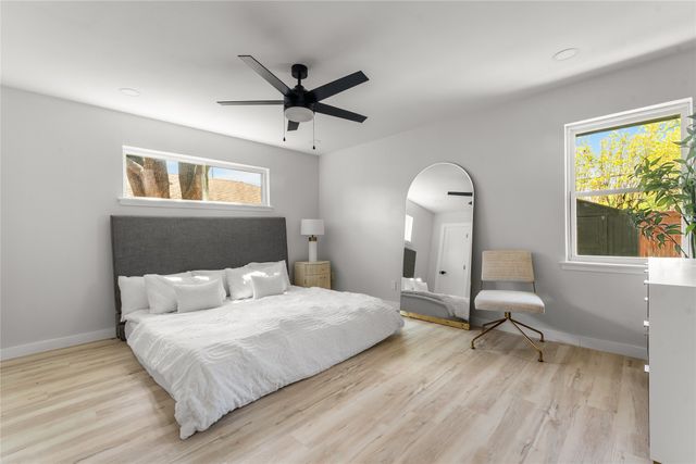 6211 Symphony Lane, Dallas, TX 75227