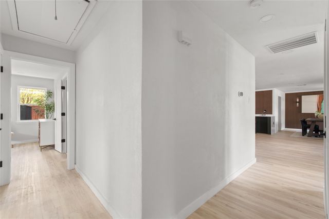 6211 Symphony Lane, Dallas, TX 75227