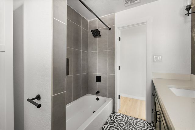 6211 Symphony Lane, Dallas, TX 75227