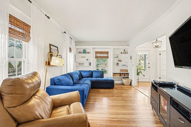 209 N Powell Road, Essexville, MI 48732