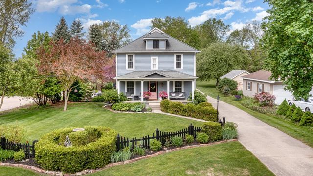 209 N Powell Road, Essexville, MI 48732