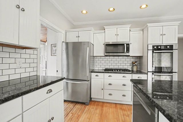 209 N Powell Road, Essexville, MI 48732