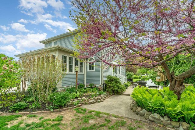 209 N Powell Road, Essexville, MI 48732