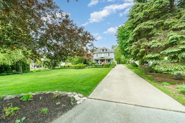 209 N Powell Road, Essexville, MI 48732