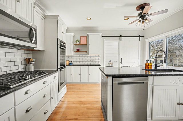 209 N Powell Road, Essexville, MI 48732