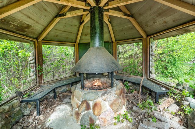 209 N Powell Road, Essexville, MI 48732