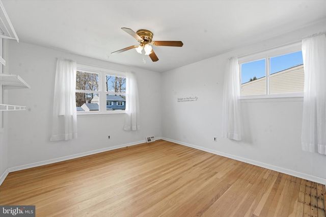 227 TUSCANY, Aston, PA 19014