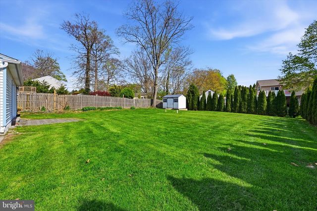227 TUSCANY, Aston, PA 19014