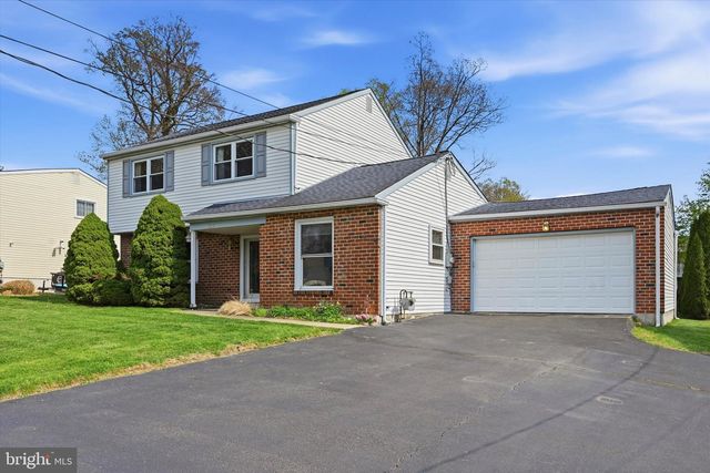 227 TUSCANY, Aston, PA 19014