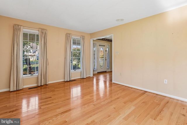 301 CONE BRANCH DR, Middletown, MD 21769