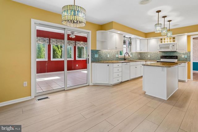 301 CONE BRANCH DR, Middletown, MD 21769
