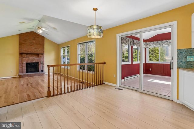 301 CONE BRANCH DR, Middletown, MD 21769