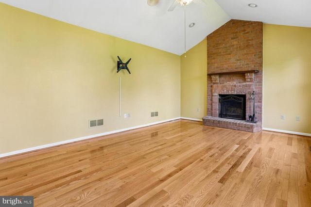 301 CONE BRANCH DR, Middletown, MD 21769