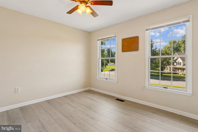 301 CONE BRANCH DR, Middletown, MD 21769