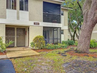 303 Gardens Dr 206, Pompano Beach, FL 33069