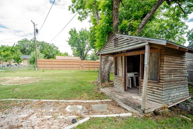 1433 Nash Street, Garland, TX 75042