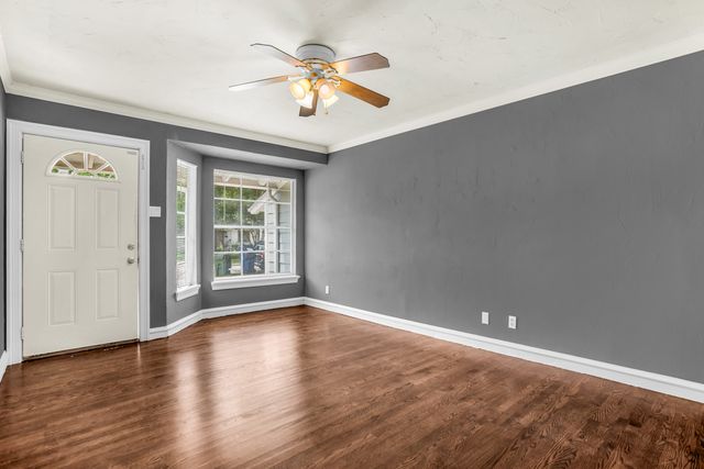 1433 Nash Street, Garland, TX 75042