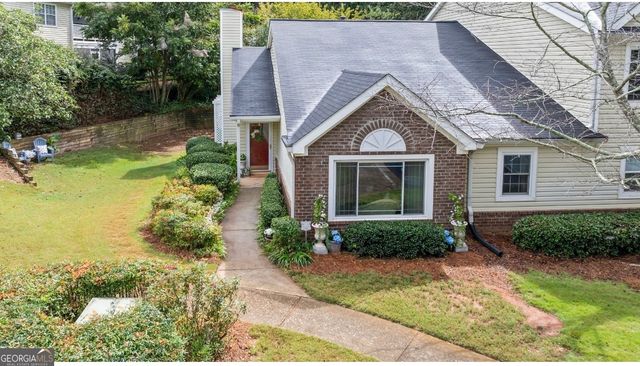 81 Hampshire Court, Avondale Estates, GA 30002