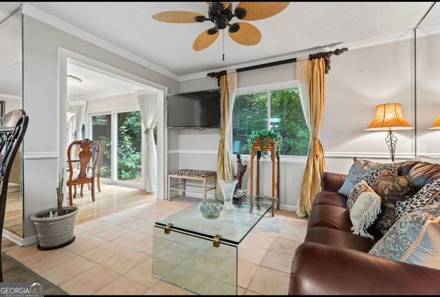 81 Hampshire Court, Avondale Estates, GA 30002