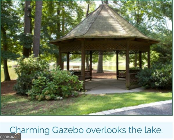 81 Hampshire Court, Avondale Estates, GA 30002