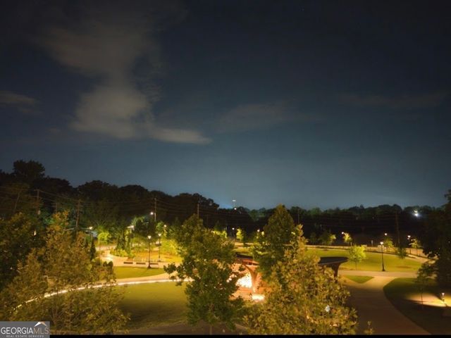 81 Hampshire Court, Avondale Estates, GA 30002